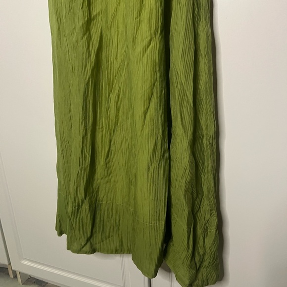 Showpo Roshina Puff Sleeve Midi Dress - Picture 5 of 12